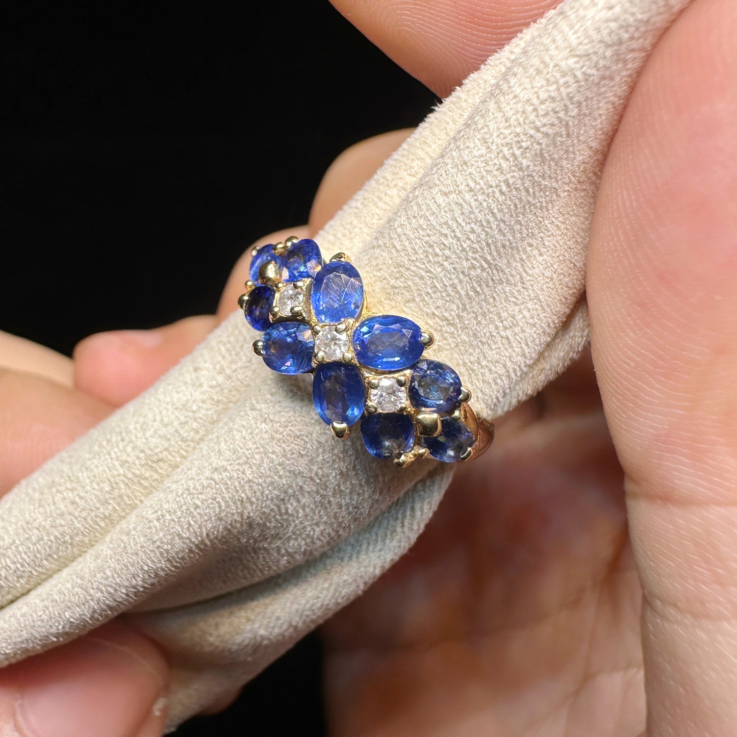 Vintage K18 Gold Sapphire and Diamond Ring|2.00ct Blue Sapphires + 0.09ct Diamonds|Japanese Estate Jewelry