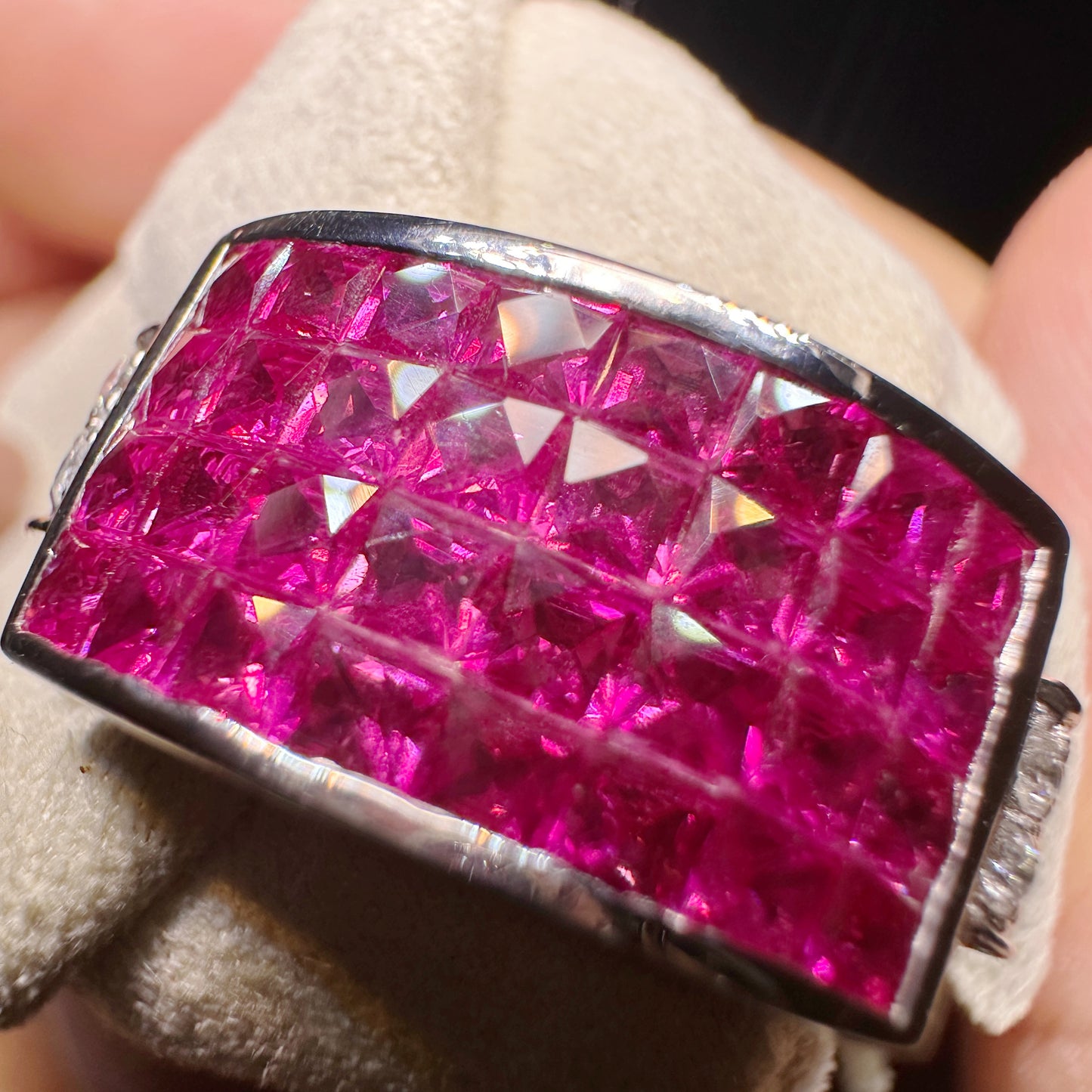 PT750 Platinum Pink Sapphire and Diamond Ring|2.01ct Geometric Cluster + 0.13ct Diamonds|Vintage Japanese Designer Jewelry