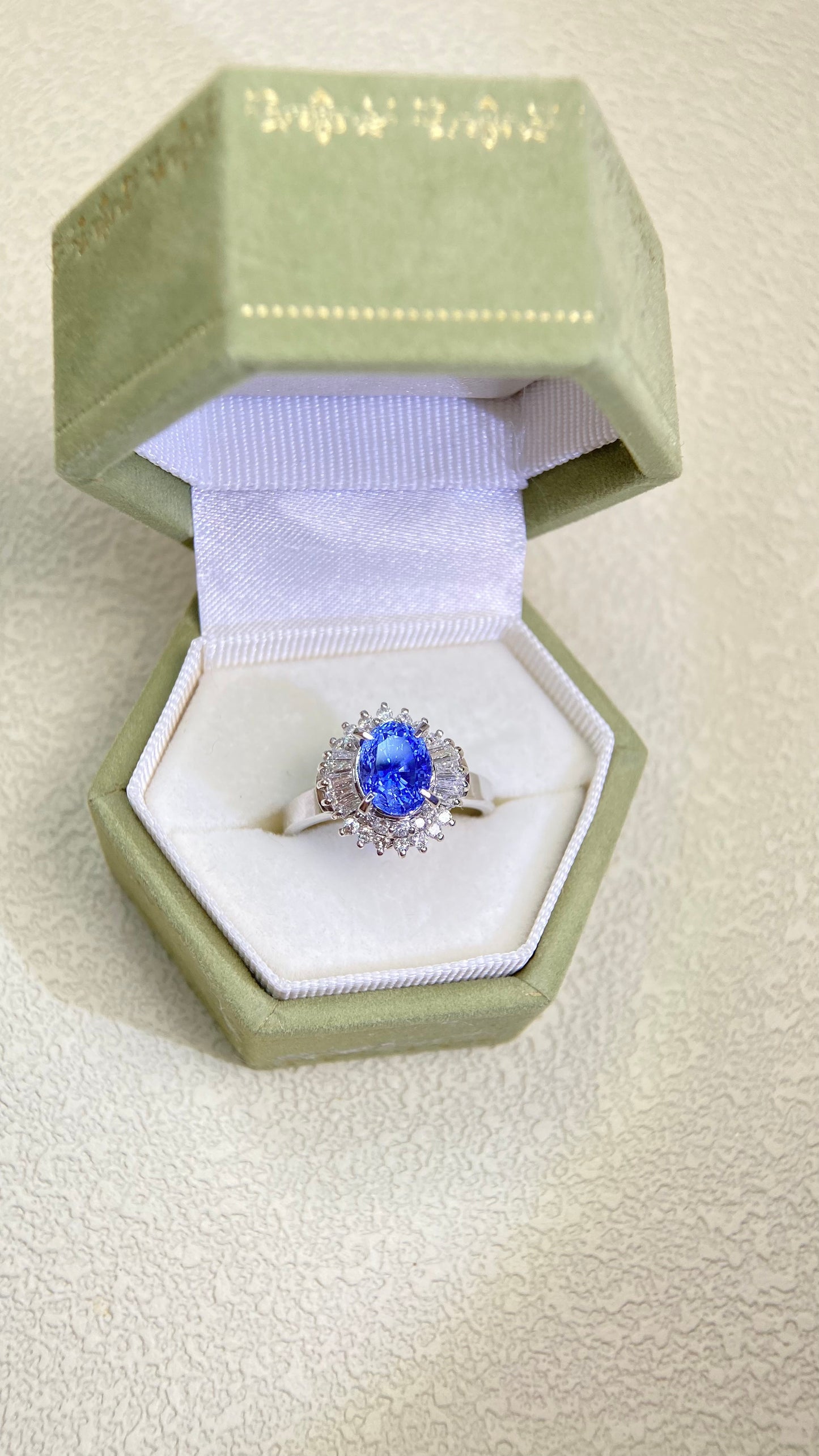 Pt900 Platinum&Sapphire and Diamond Ring | Sapphire 2.08ct | Diamond 0.59ct | No Heat-Sri Lanka | Japanese Vintage Estate Jewelry-BODP