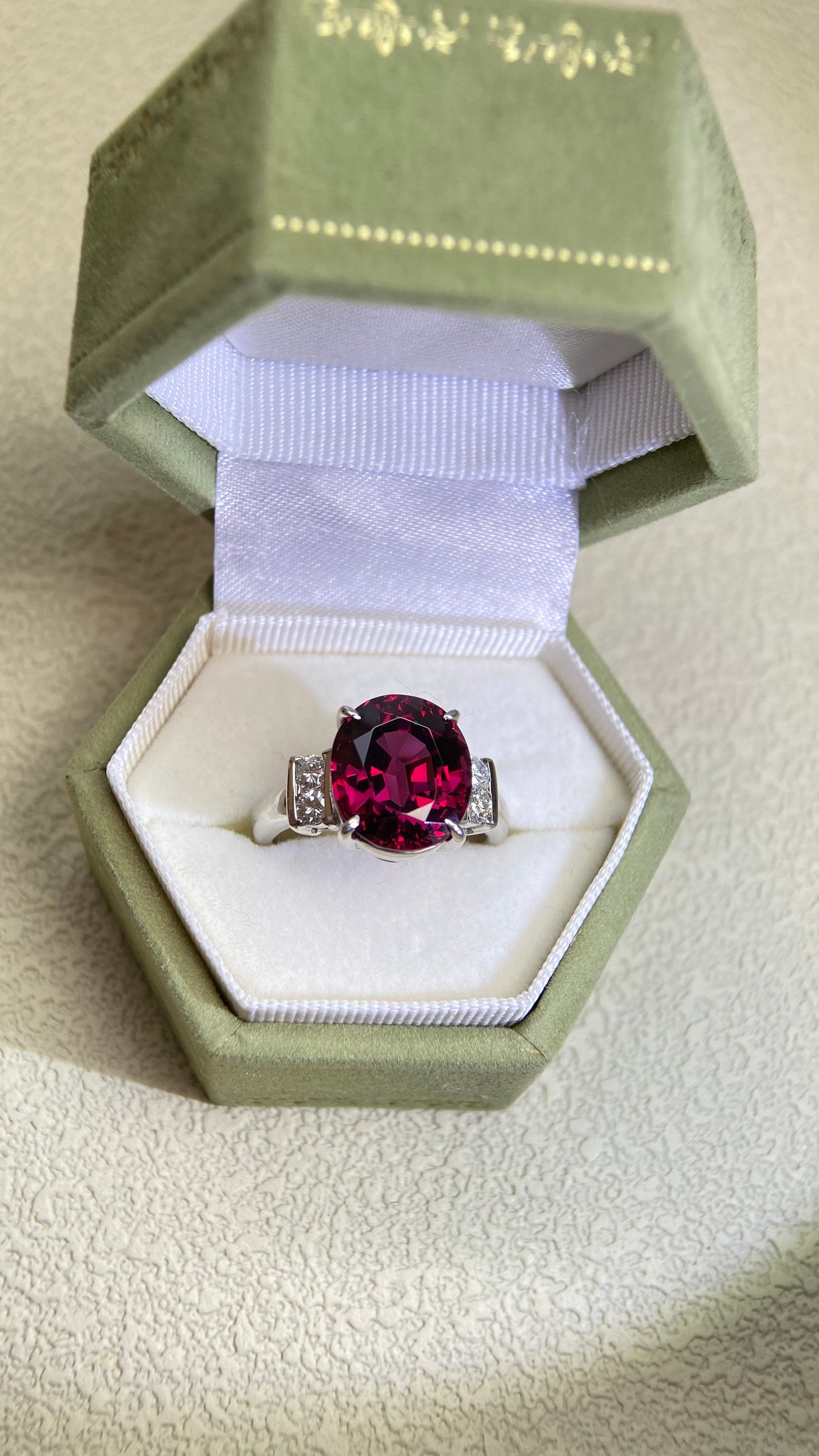 Pt900 Platinum&Rhodolite Garnet and Diamond Ring | Garnet 7.35ct | Diamond 0.30ct | Japanese Vintage Estate Jewelry-BJHU
