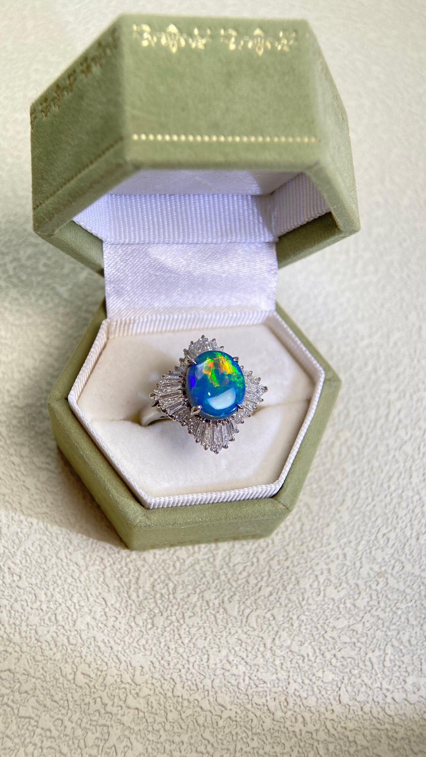 Pt900 Platinum&Black Opal and Diamond Ring | Opal 1.82ct | Diamond 1.27ct | Japanese Vintage Estate Jewelry-BDBL