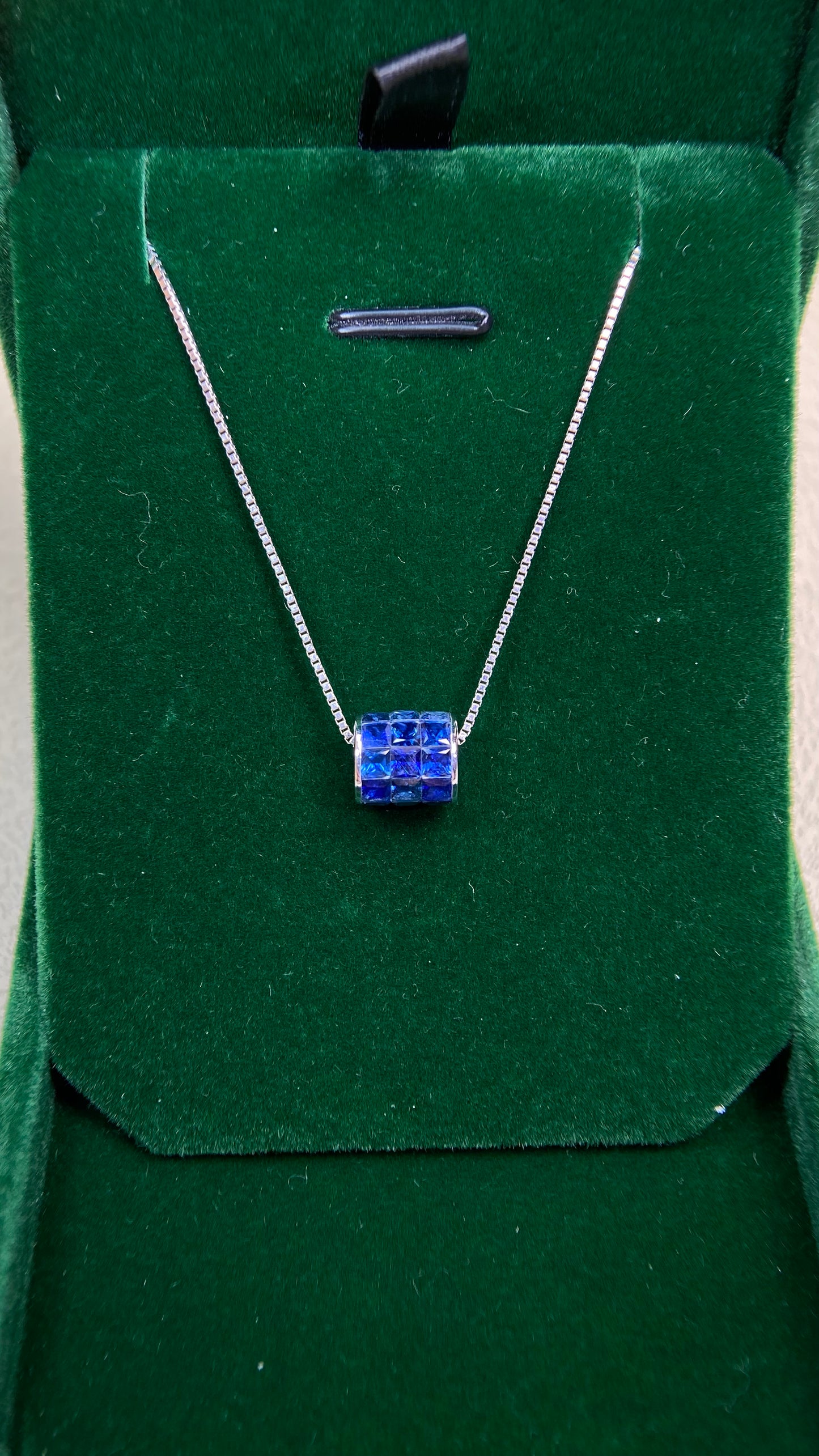 750‰ Gold/18K White Gold &Sapphire Necklace| Sapphires: 4.12ct|Japanese Vintage Estate Jewelry -BOVN