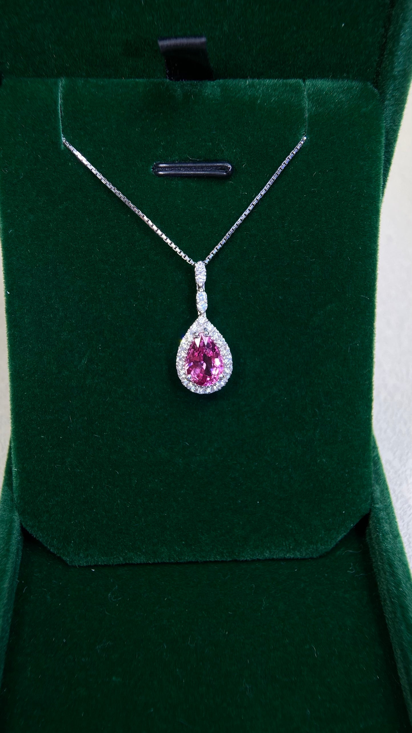 K18 White Gold /750‰ White Gold&Pink Sapphire & Diamond Necklace| Pink Sapphires Sri Lanka |Diamonds:0.27ct |Japanese Vintage Estate Jewelry -BIPA