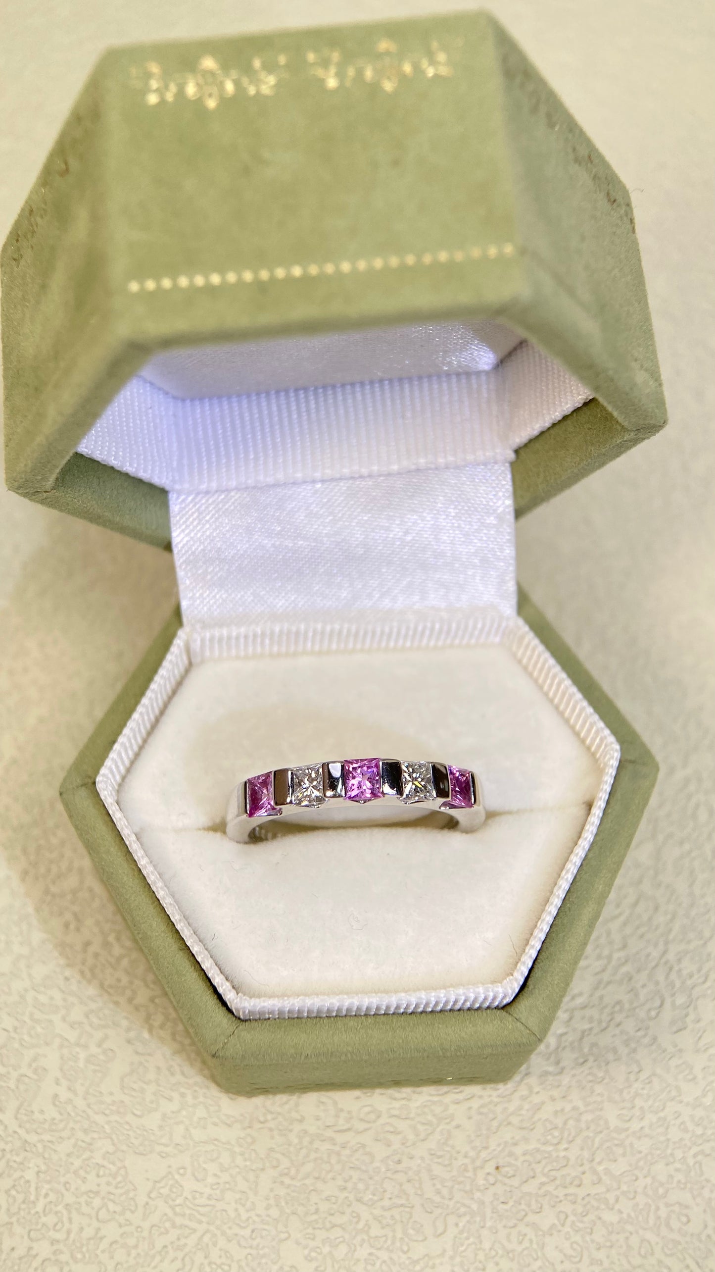 Pt900 Platinum&Pink sapphire&Diamond Ring| Pink sapphires:0.52ct|Diamonds:0.36ct | Japanese Vintage Estate Jewelry -BSJX3080