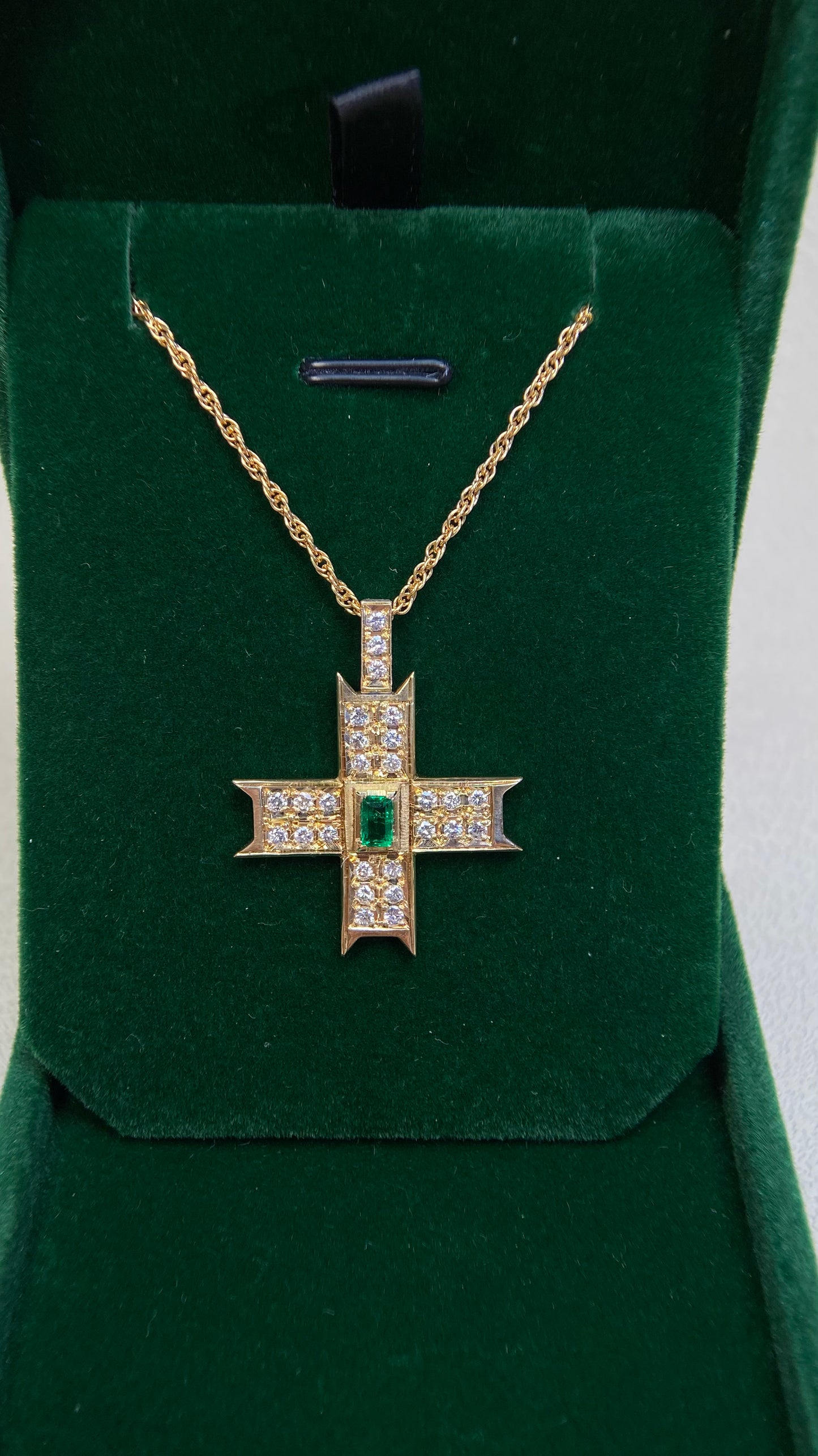 Southern Cross 18K gold (75% gold)/750‰ Gold&Emerald&Diamond Necklace| Emerald: 0.22ct|Diamonds: 0.48ct|Japanese Vintage Estate Jewelry -BRZQ2727