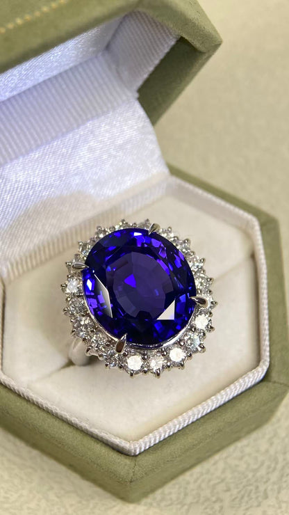 Pt900 Platinum&Tanzanite&Diamond Ring| Tanzanite:15.48ct | Diamonds:1.05ct | Japanese Vintage Estate Jewelry -BSKT3103