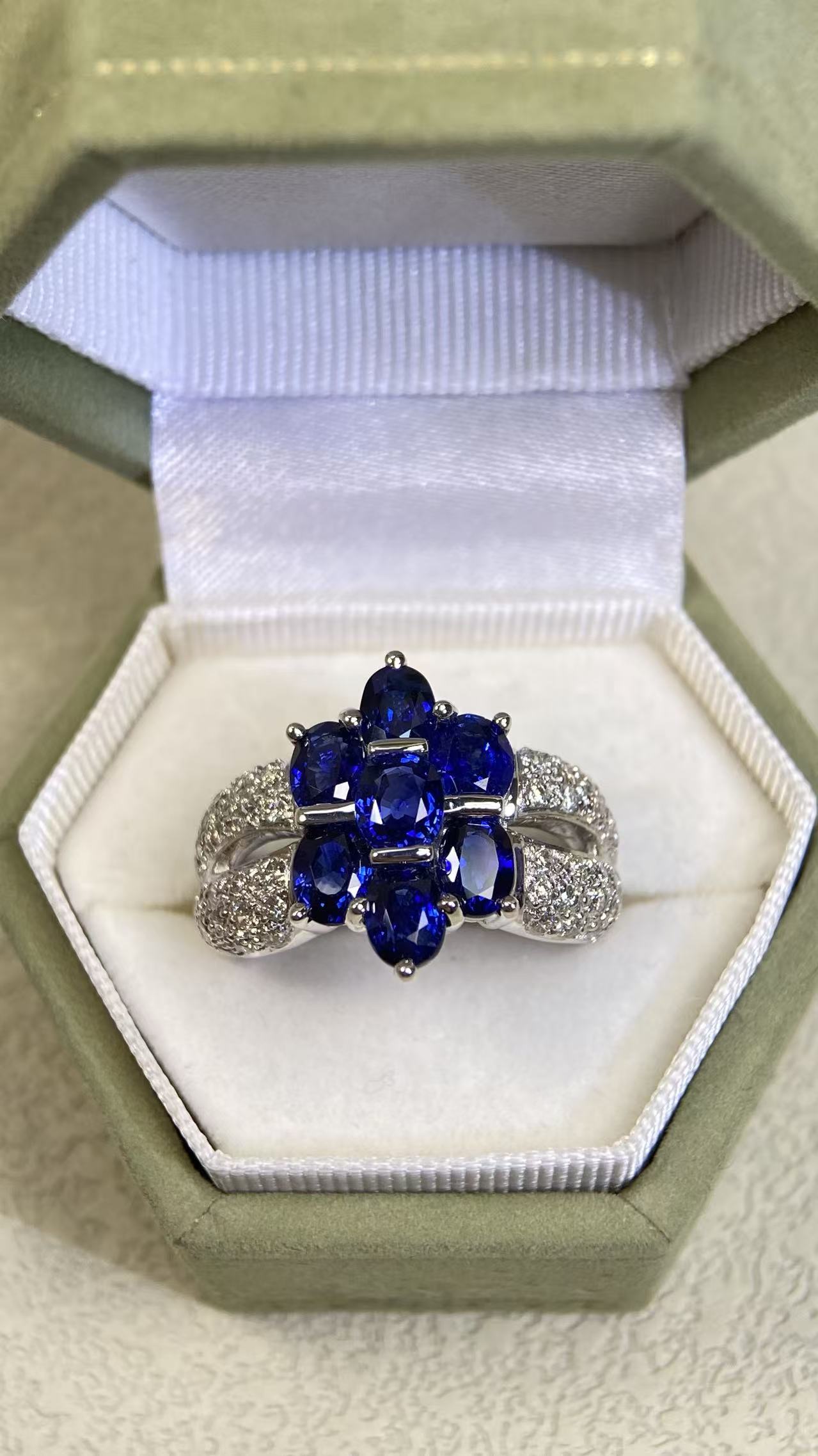 750‰ Gold（18K Gold ）&Sapphire&Diamond Ring| Sapphires：3.83ct | Diamonds：0.63ct | Japanese Vintage Estate Jewelry -BSLE3114