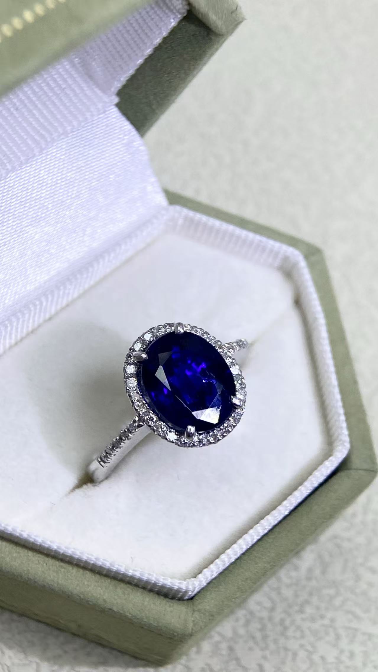 K18 White Gold&Sapphire and Diamond Ring | Sapphire 3.93ct | Diamond 0.23ct | Madagascar | Japanese Vintage Estate Jewelry-YMFH