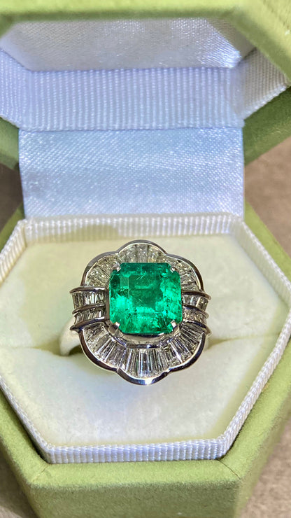 K18ゴールド＆エメラルド＆ダイヤモンドリング｜エメラルド2.89カラット｜ダイヤモンド1.32カラット｜日本製ヴィンテージエステートジュエリー