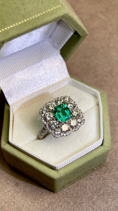 Pt900 Platinum&Emerald and Diamond Ring | Emerald 1.10ct | Diamond 2.12ct | Colombia-F1 | Japanese Vintage Estate Jewelry