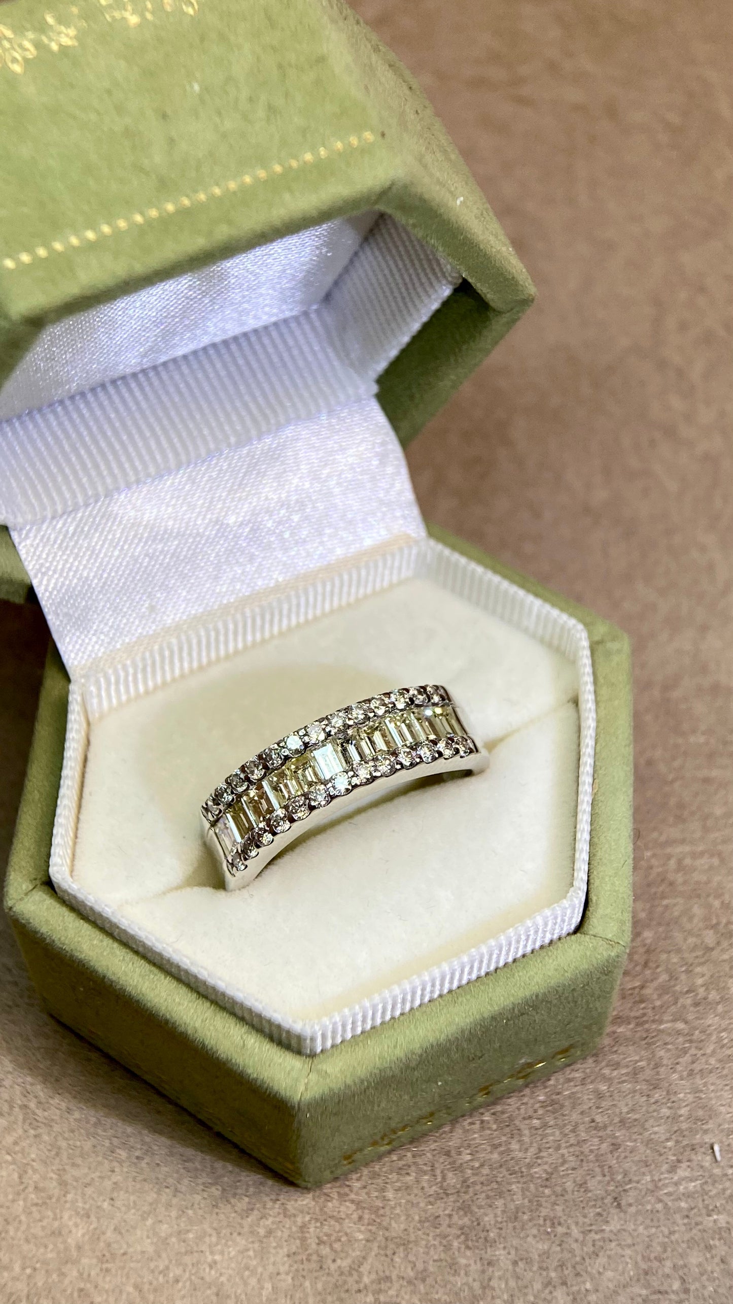 Pt900プラチナ＆ダイヤモンドリング｜ダイヤモンド1.28カラット｜日本製ヴィンテージエステートジュエリー