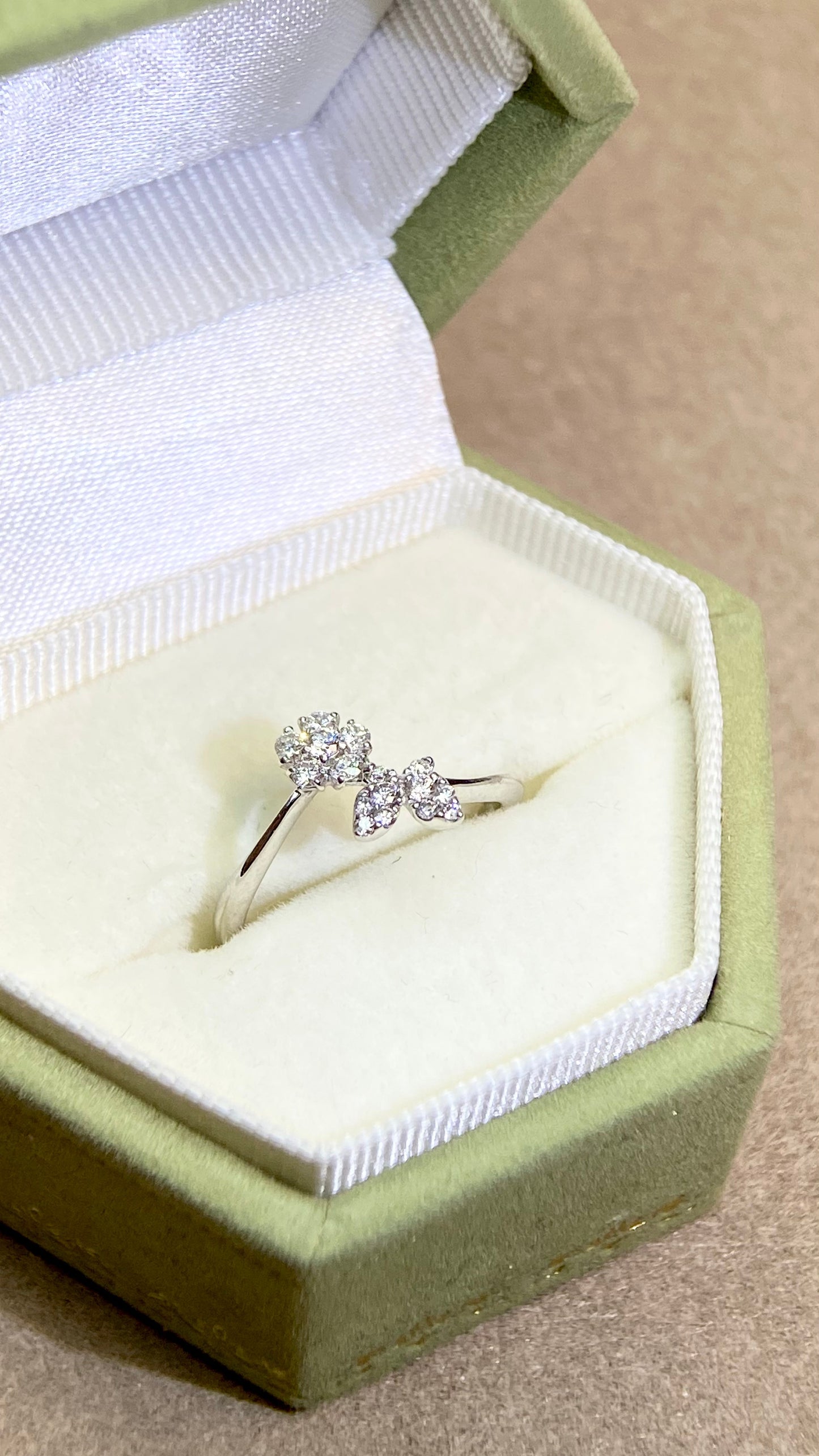 K18ホワイトゴールド＆ダイヤモンドリング｜ダイヤモンド0.18ct｜日本製ヴィンテージエステートジュエリー