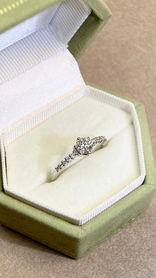 Pt900プラチナ＆ダイヤモンドリング｜ダイヤモンド0.308ct/0.10ct｜日本製ヴィンテージエステートジュエリー