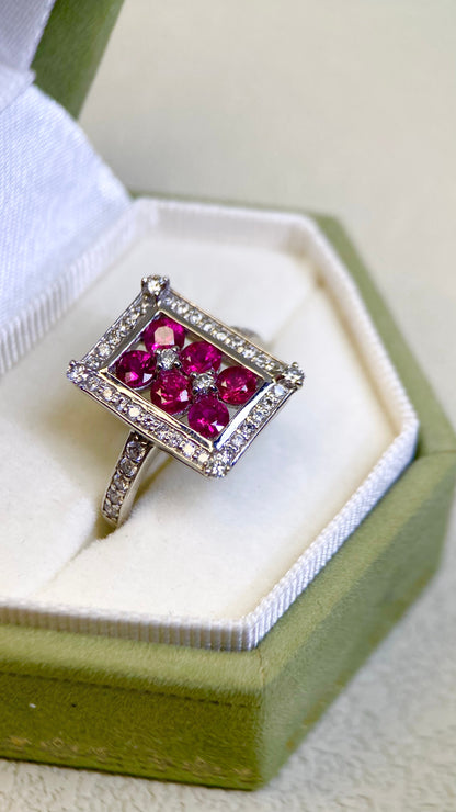 Pt900 Platinum&Ruby and Diamond Ring | Ruby 0.91ct | Diamond 0.41ct | Japanese Vintage Estate Jewelry