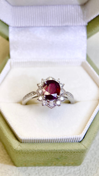 Pt950 Platinum&Ruby and Diamond Ring | Ruby 1.239ct | Diamond 0.37ct | Japanese Vintage Estate Jewelry