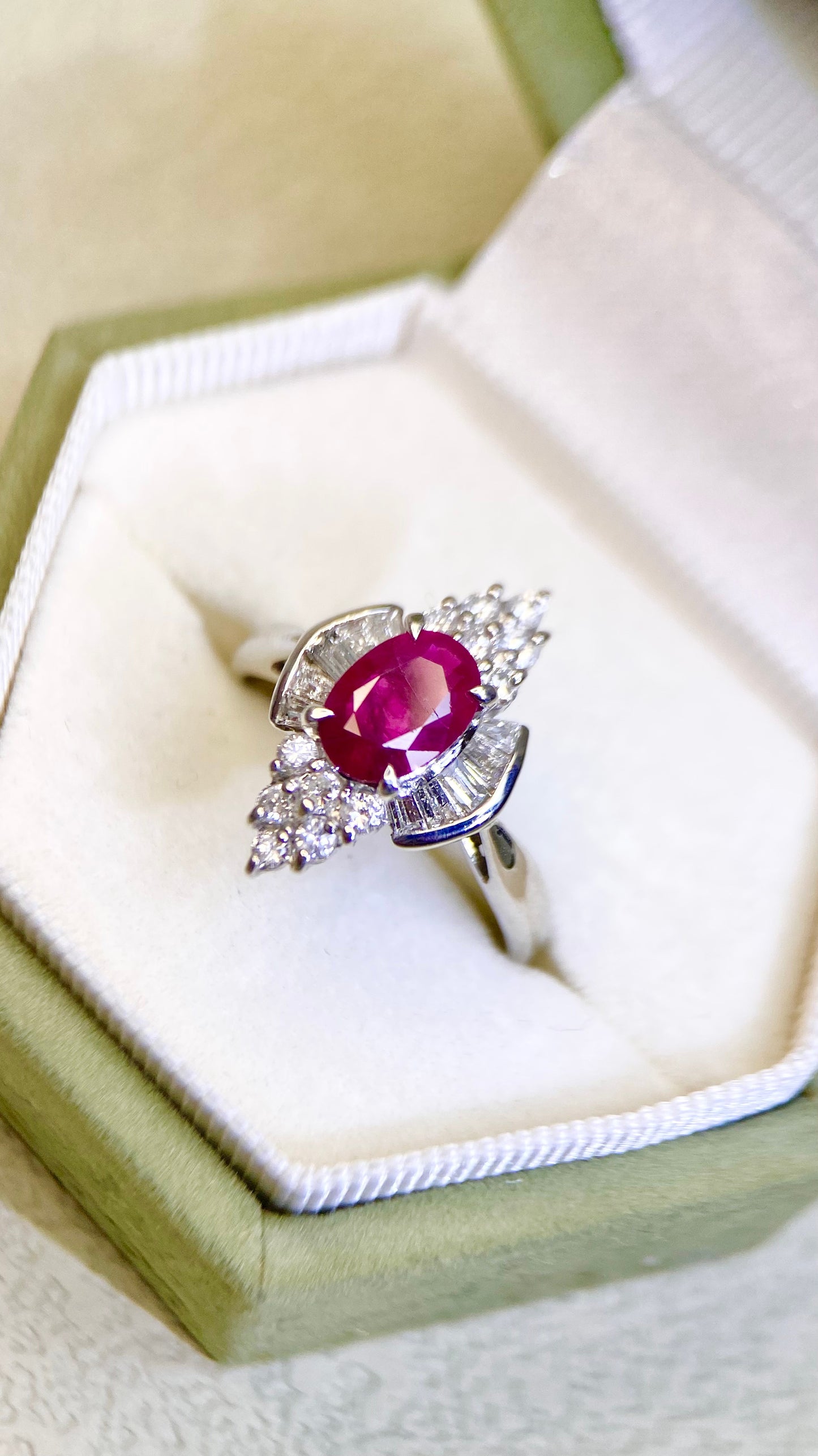 Pt900プラチナ＆ダイヤモンドリング｜ダイヤモンド0.28ct/0.25ct｜日本製ヴィンテージエステートジュエリー