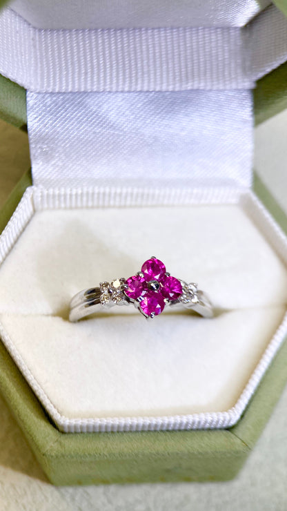 K18ホワイトゴールド＆ルビー＆ダイヤモンドリング｜ルビー0.46ct、ダイヤモンド0.10ct｜日本製ヴィンテージエステートジュエリー