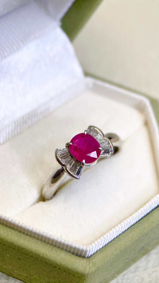 Pt900 Platinum&Ruby and Diamond Ring | Ruby 1.075ct | Diamond 0.28ct | Myanmar | Japanese Vintage Estate Jewelry