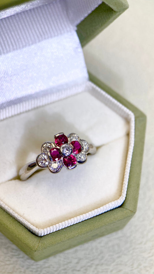 Pt900 Platinum&Ruby and Diamond Ring | Ruby 0.51ct | Diamond 0.44ct | Japanese Vintage Estate Jewelry
