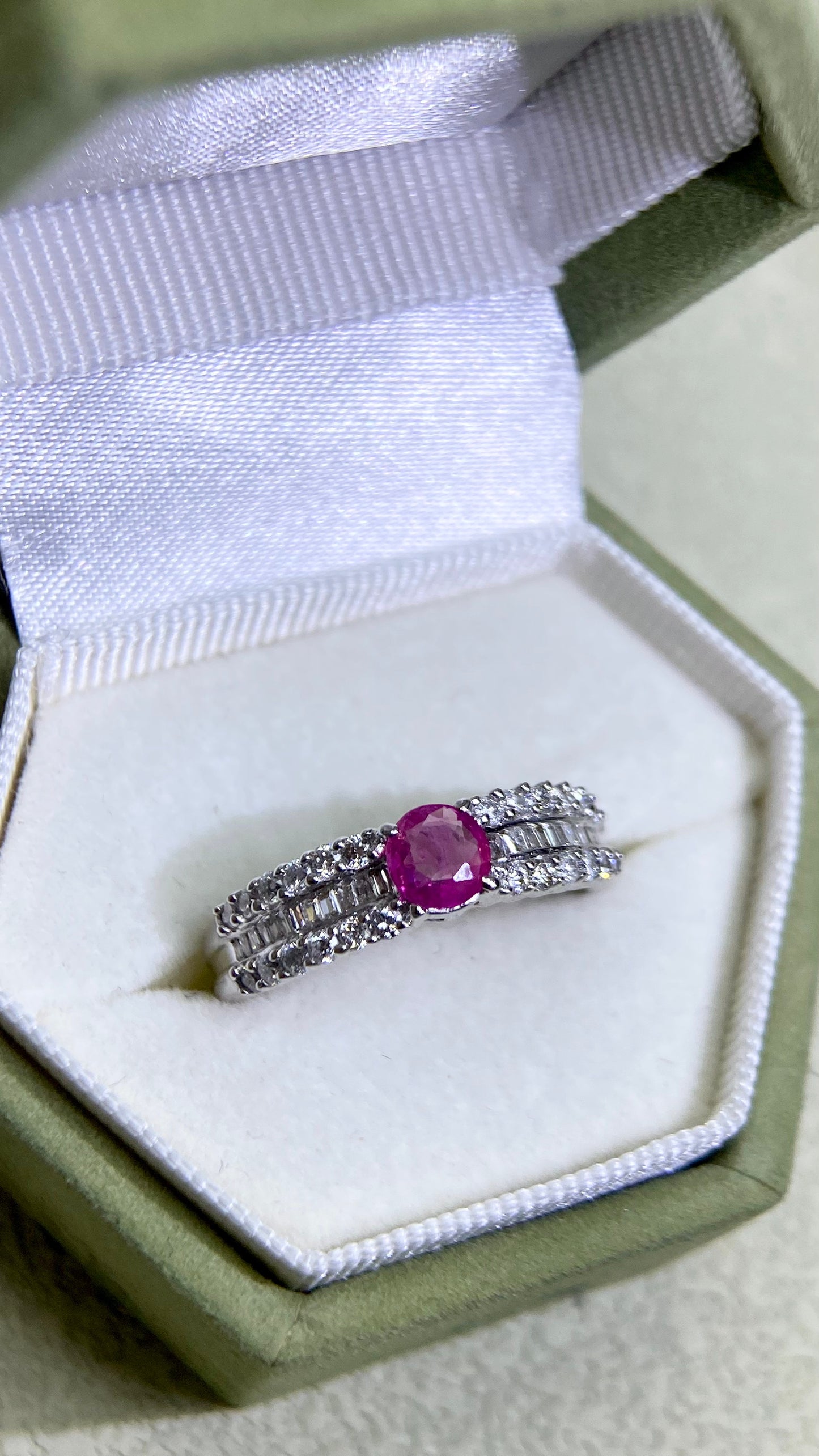 K18 White Gold&Pink Sapphire and Diamond Ring | Pink Sapphire 0.32ct | Diamond 0.40ct | Japanese Vintage Estate Jewelry-BKLW