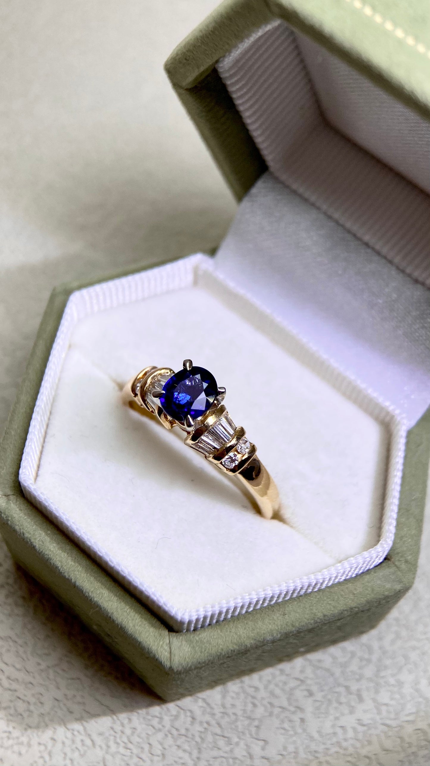 K18 Gold&Sapphire and Diamond Ring | Sapphire 0.66ct | Diamond 0.27ct | Japanese Vintage Estate Jewelry-BOSO