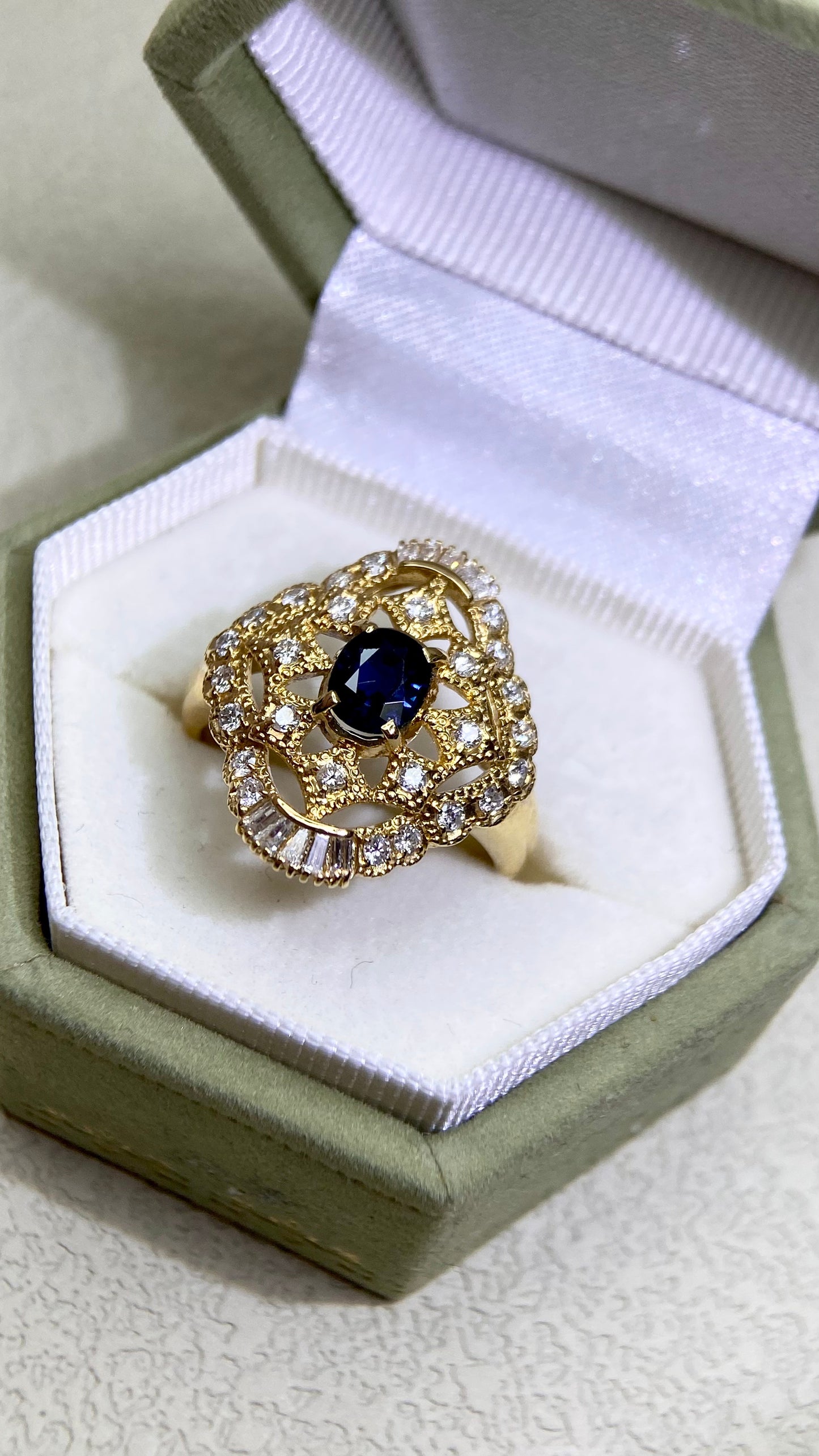K18 Gold&Sapphire and Diamond Ring | Sapphire 0.60ct | Diamond 0.46ct | Japanese Vintage Estate Jewelry-BOTM