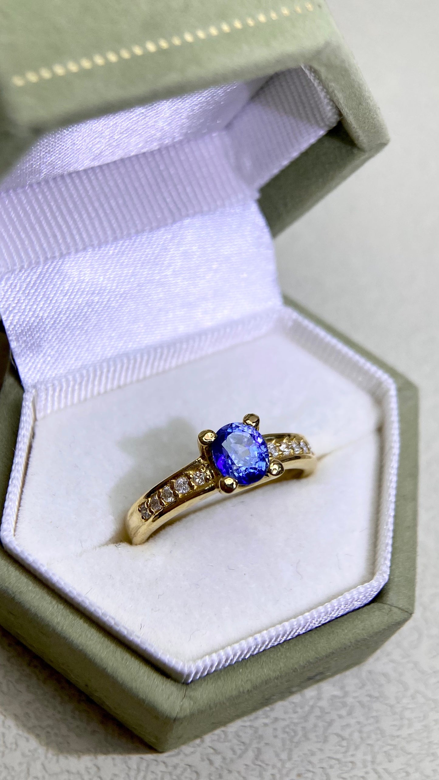 K18 Gold&Sapphire and Diamond Ring | Sapphire 1.21ct | Diamond 0.14ct | Sri Lanka | Japanese Vintage Estate Jewelry-BHNX