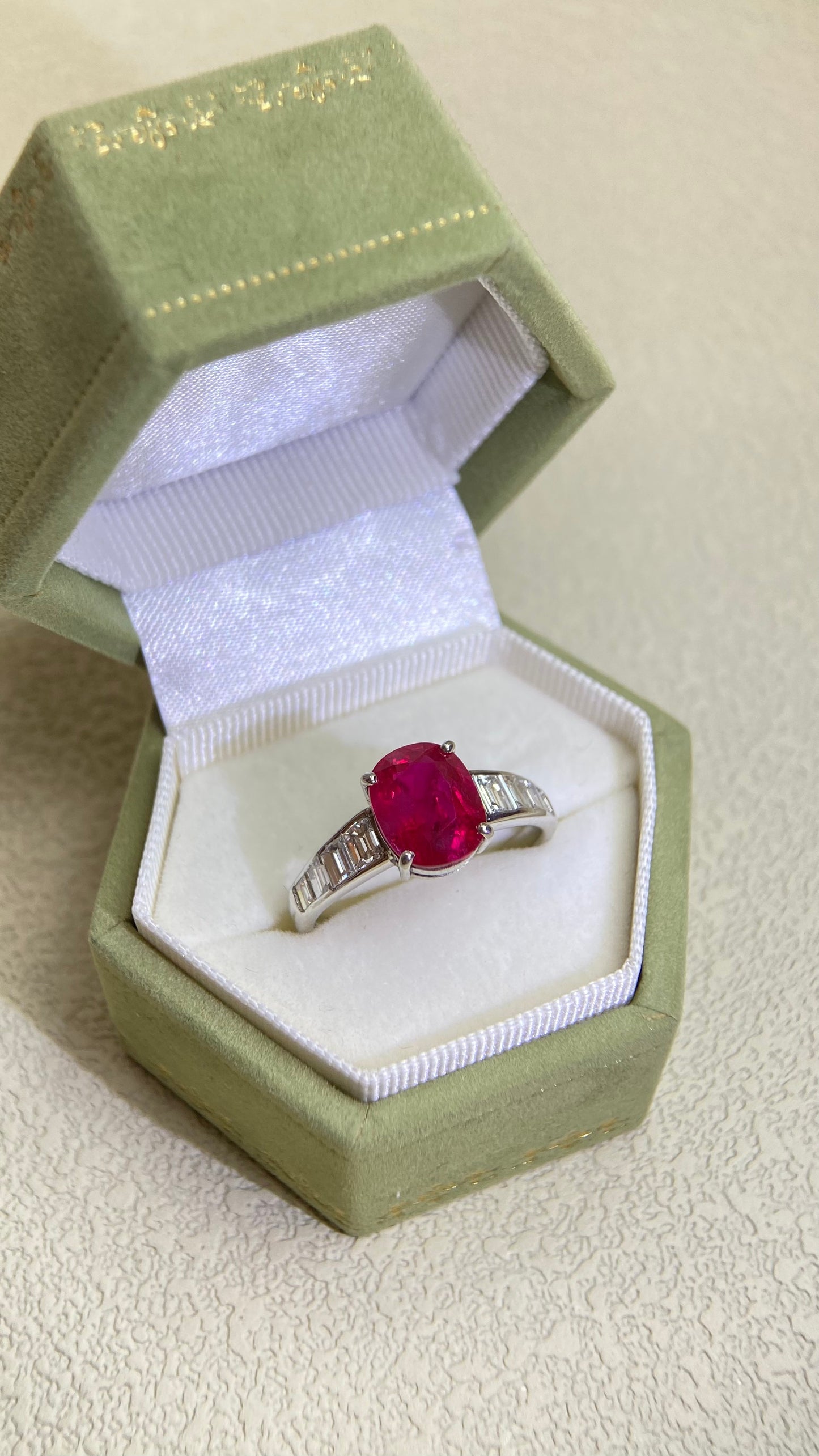 Pt900プラチナ＆ルビー＆ダイヤモンドリング｜ルビー3.00ct｜ビルマ産マイナー｜ダイヤモンド0.85ct｜日本製ヴィンテージエステートジュエリー-BFNP