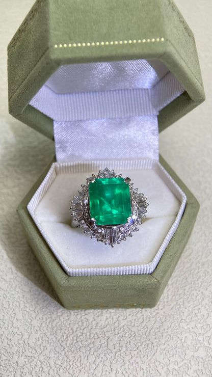 Pt900 Platinum&Emerald and Diamond Ring | Emerald 8.39ct | Diamond 1.17ct | Japanese Vintage Estate Jewelry-BGTM