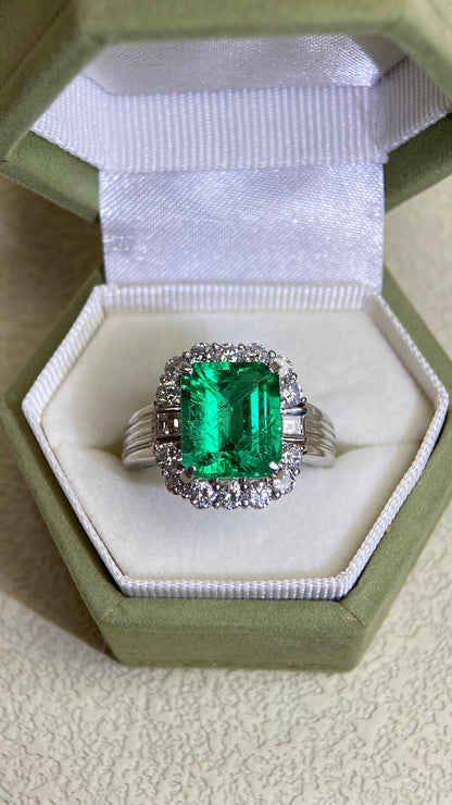 Pt900 Platinum&Emerald and Diamond Ring | Emerald 3.48ct | Diamond 1.03ct | Japanese Vintage Estate Jewelry-AIBR