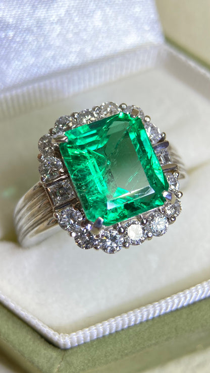 Pt900 Platinum&Emerald and Diamond Ring | Emerald 3.48ct | Diamond 1.03ct | Japanese Vintage Estate Jewelry-AIBR