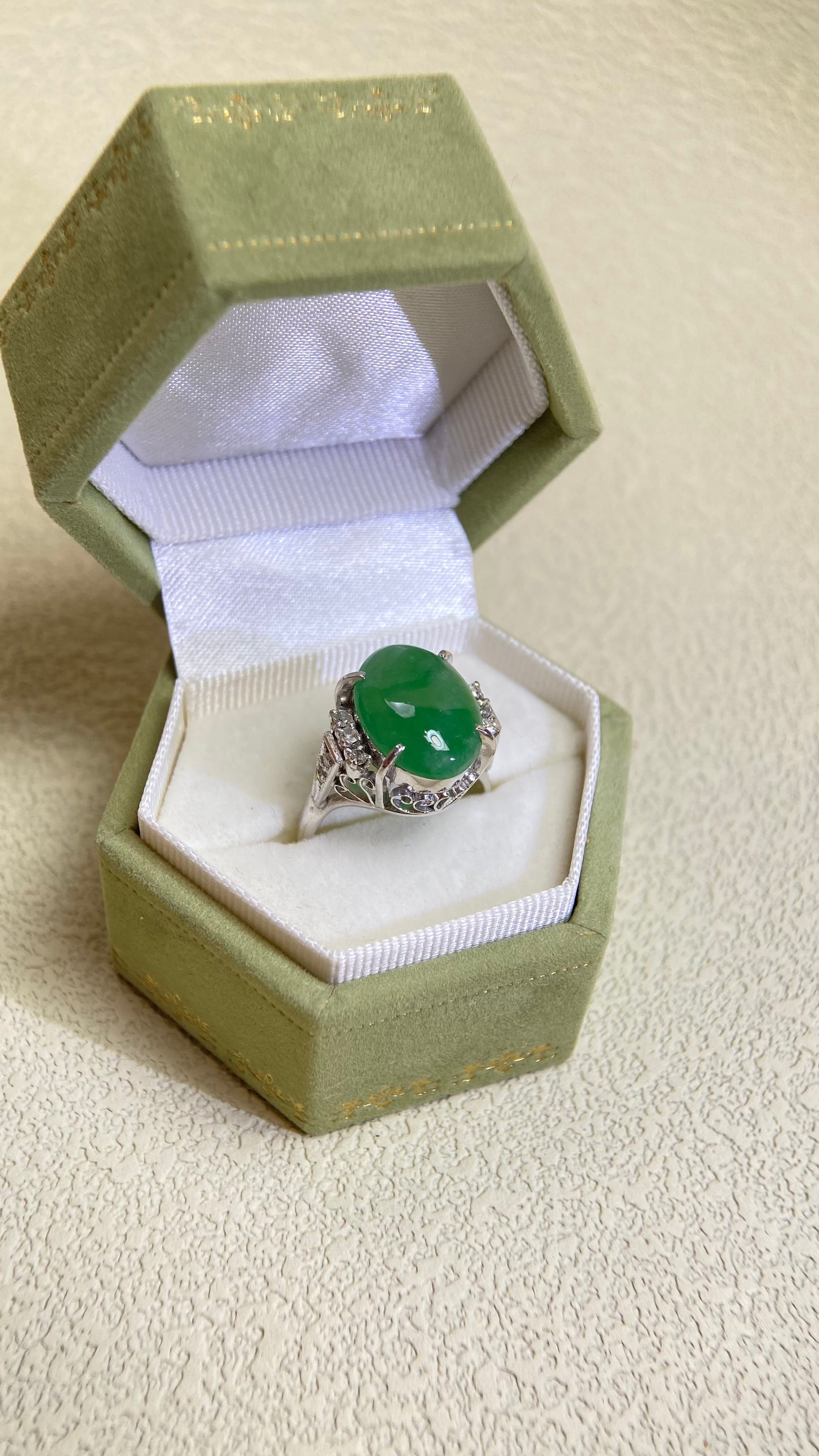 Pm900プラチナ＆翡翠＆ダイヤモンドリング｜翡翠｜ダイヤモンド｜日本製ヴィンテージエステートジュエリー-BPLT