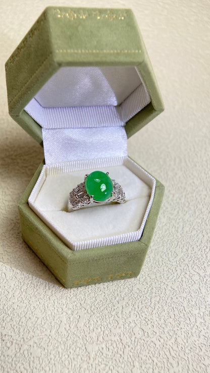 Pt900 Platinum&Jadeite and Diamond Ring | Jadeite 4.05ct | Diamond 0.59ct | Japanese Vintage Estate Jewelry-BJIL