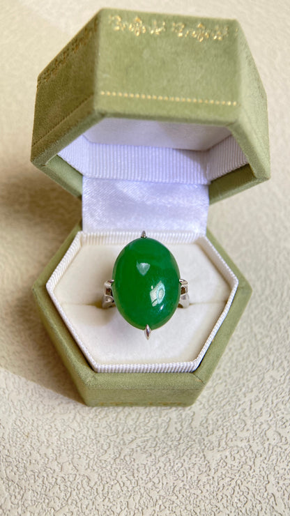 PM900 Platinum&Jadeite Ring | Jadeite |Japanese Vintage Estate Jewelry- BOMF