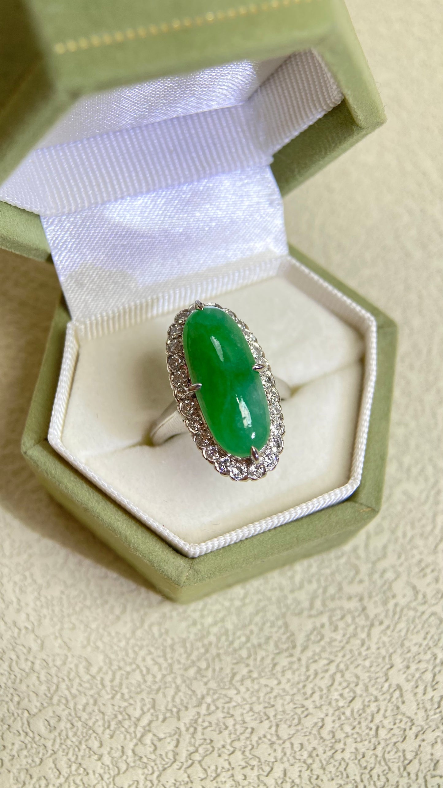 Pm900 Platinum&Jadeite and Diamond Ring | Jadeite |  Diamond 0.52ct | Japanese Vintage Estate Jewelry-BIRV