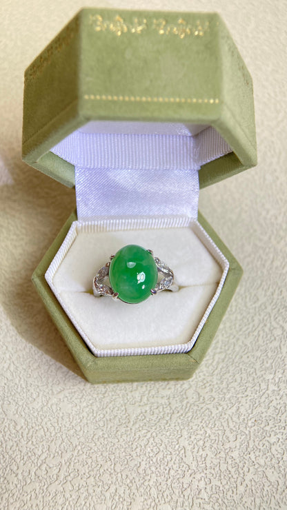 Pt900 Platinum&Jadeite and Diamond Ring | Jadeite 5.94ct | Diamond 0.48ct | Japanese Vintage Estate Jewelry-BHKO