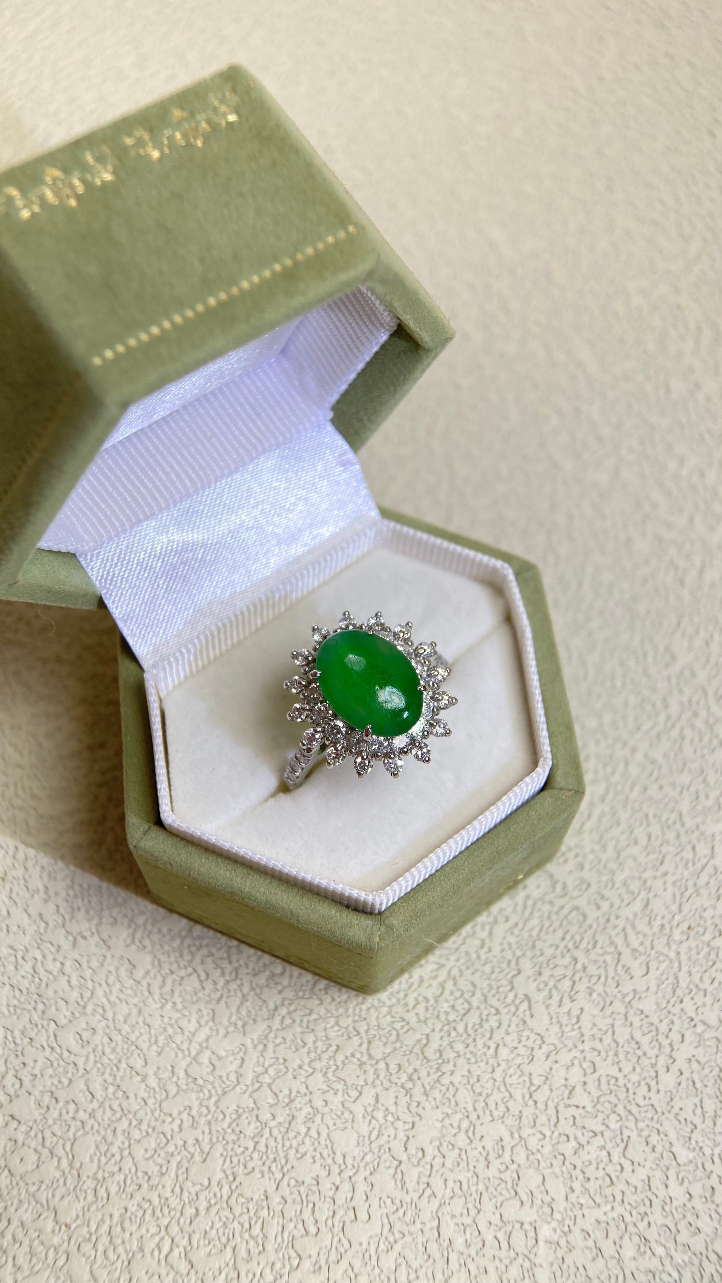 Pt950 Platinum&Jadeite and Diamond Ring | Jadeite 3.075ct | Diamond 0.99ct | Japanese Vintage Estate Jewelry-BPSG