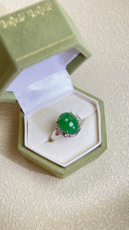 Pt900 Platinum&Jadeite and Diamond Ring | Jadeite 3.23ct | Diamond 0.08ct | Japanese Vintage Estate Jewelry-BPGF