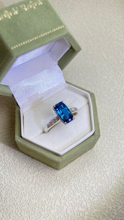 K18ホワイトゴールド＆ブルートパーズ＆ダイヤモンドリング｜ブルートパーズ2.50ct｜ダイヤモンド0.199ct｜日本製ヴィンテージエステートジュエリー-BPIZ