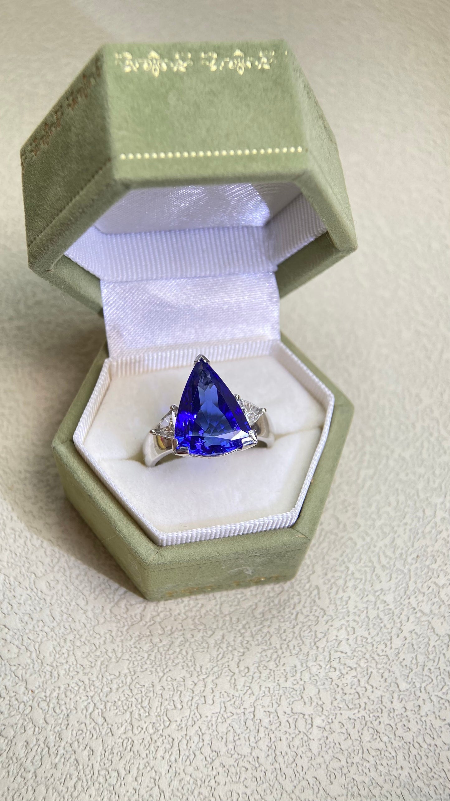 Pt900 Platinum&Tanzanite Ring | Tanzanite 7.09ct | Diamonds 0.48ct | Japanese Vintage Estate Jewelry-BPGB