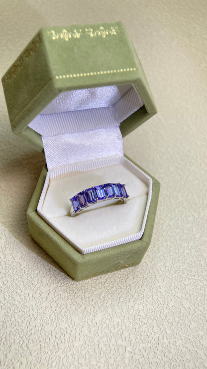 Pt950プラチナ＆タンザナイトリング｜タンザナイト1.80カラット｜日本製ヴィンテージエステートジュエリー-BKUO