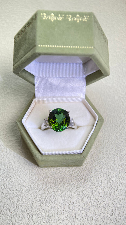 Pt900 Platinum&Tourmaline and Diamond Ring | Tourmaline 6.63ct | Diamonds 0.23ct | Japanese Vintage Estate Jewelry-BPFH