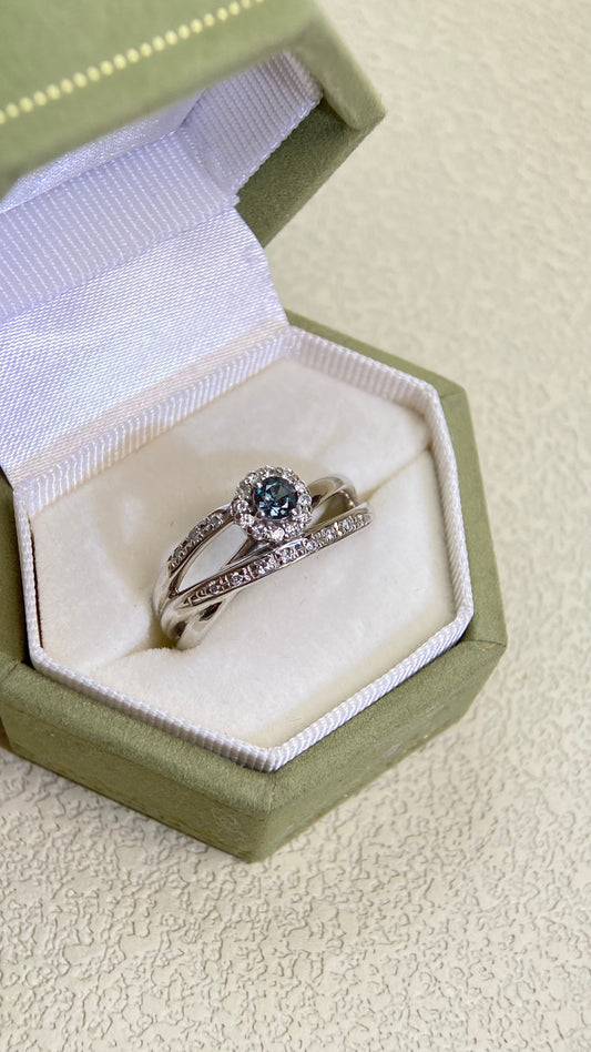 Pt900 Platinum&Alexandrite and Diamonds Ring | Alexandrite 0.20ct | Diamond 0.16ct | Change Color | Japanese Vintage Estate Jewelry-BOBC