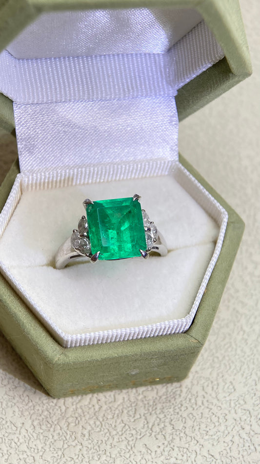 Pt850プラチナ＆エメラルド＆ダイヤモンドリング｜エメラルド4.22カラット｜ダイヤモンド0.35カラット｜日本製ヴィンテージエステートジュエリー-BQGH