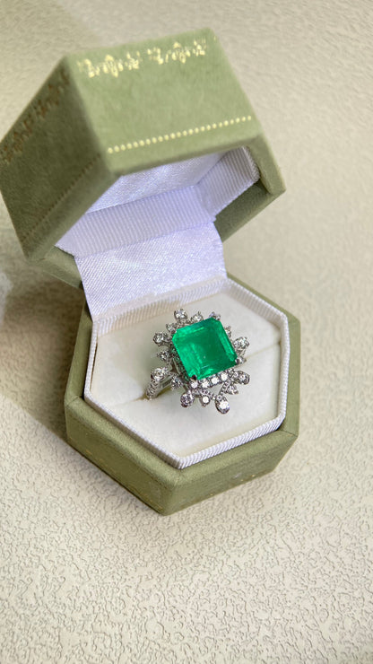 Pt950プラチナ＆エメラルド＆ダイヤモンドリング｜エメラルド4.41カラット｜ダイヤモンド1.08カラット｜日本製ヴィンテージエステートジュエリー-BMZO