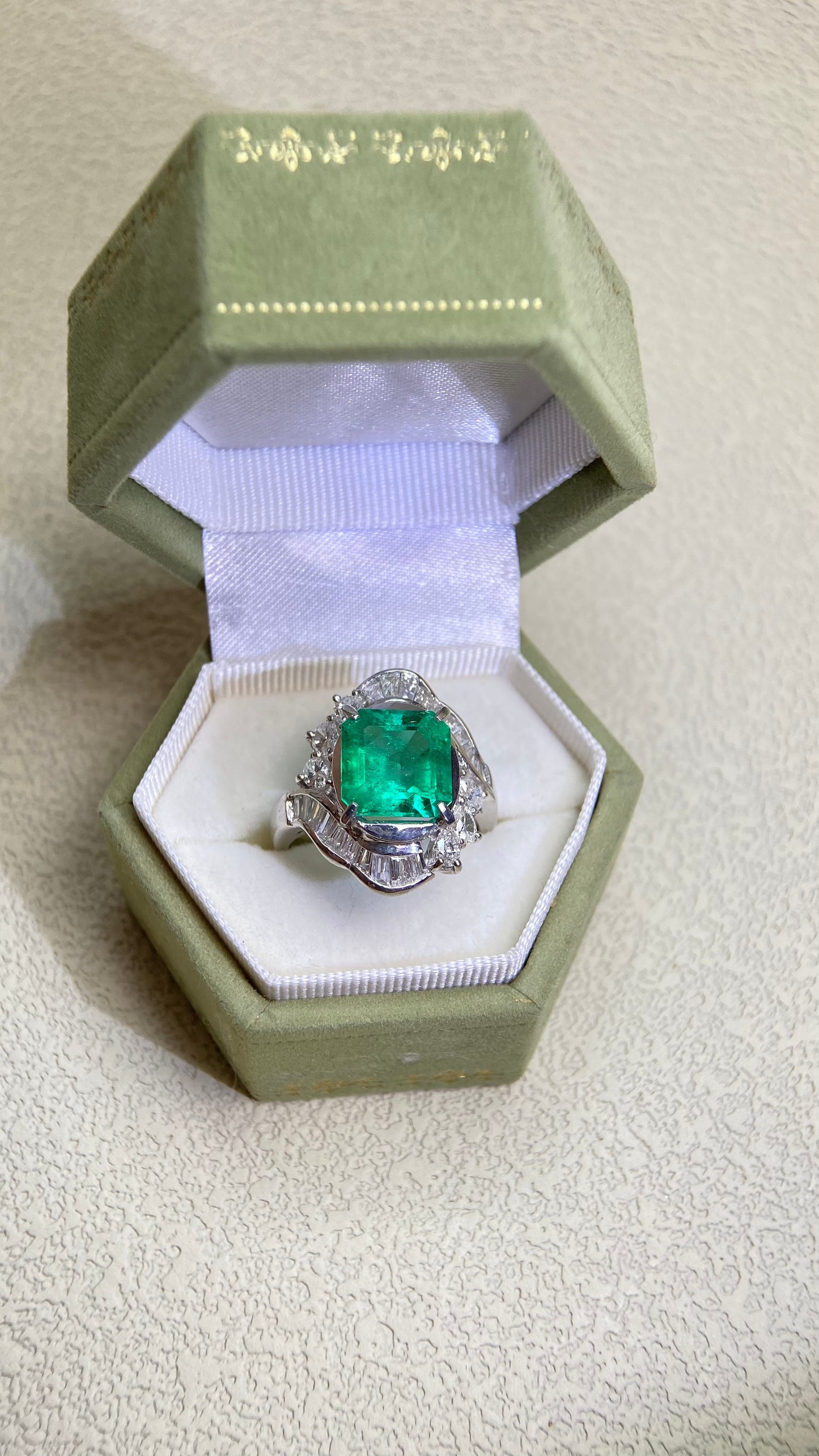 Pt850プラチナ＆エメラルド＆ダイヤモンドリング｜エメラルド3.01カラット｜ダイヤモンド1.48カラット｜コロンビア｜日本製ヴィンテージエステートジュエリー-BLNH