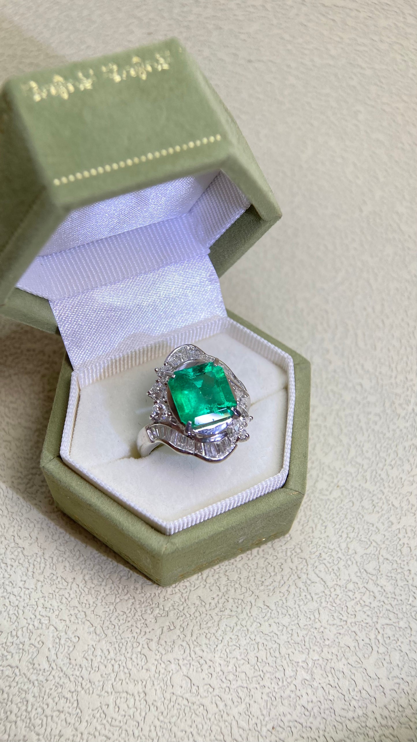 Pt850プラチナ＆エメラルド＆ダイヤモンドリング｜エメラルド3.01カラット｜ダイヤモンド1.48カラット｜コロンビア｜日本製ヴィンテージエステートジュエリー-BLNH