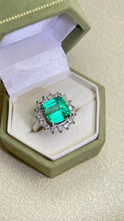 Pt900プラチナ＆エメラルド＆ダイヤモンドリング｜エメラルド4.25カラット｜ダイヤモンド1.00カラット｜日本製ヴィンテージエステートジュエリー-BPCS