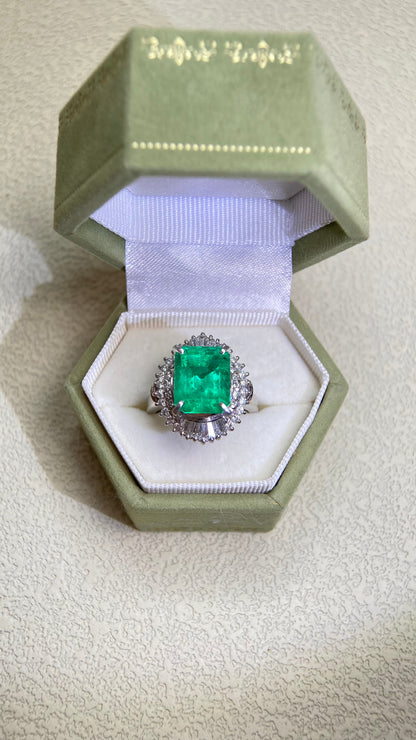 Pt900プラチナ＆エメラルド＆ダイヤモンドリング｜エメラルド4.75カラット｜ダイヤモンド0.81カラット｜日本製ヴィンテージエステートジュエリー-BCPB