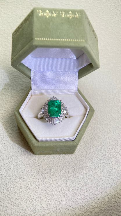 Pt900プラチナ＆エメラルド＆ダイヤモンドリング｜エメラルド2.91カラット｜ダイヤモンド0.47カラット｜日本のヴィンテージエステートジュエリー-BAAJ